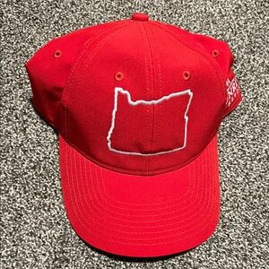 BNWOT Nike Legacy91 Dri-Fit M/L Cap w/Sunriver Resort & State of Oregon design